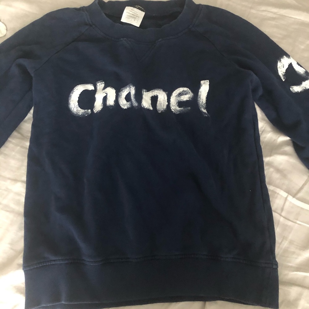 Chanel crew neck sweater